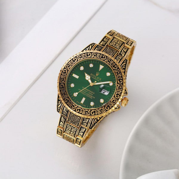 Custom Engraved Rolex Submariner Date – Green Dial Luxury Edition